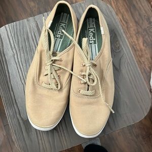 Tan Keds shoes only worn a handful of times.
